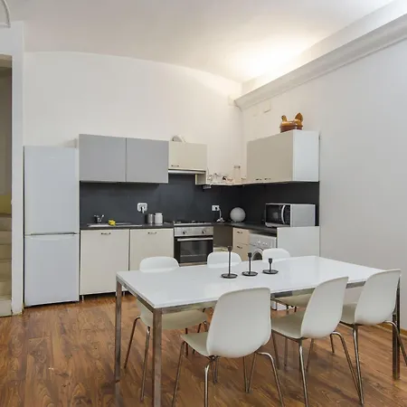 Plinio By Interhome Apartment Rome