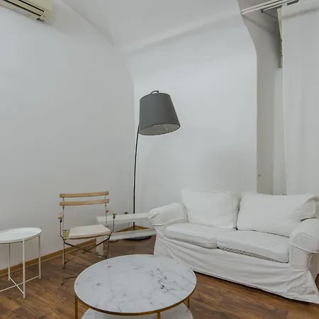 Plinio By Interhome Rome