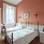 Plinio By Interhome Διαμέρισμα